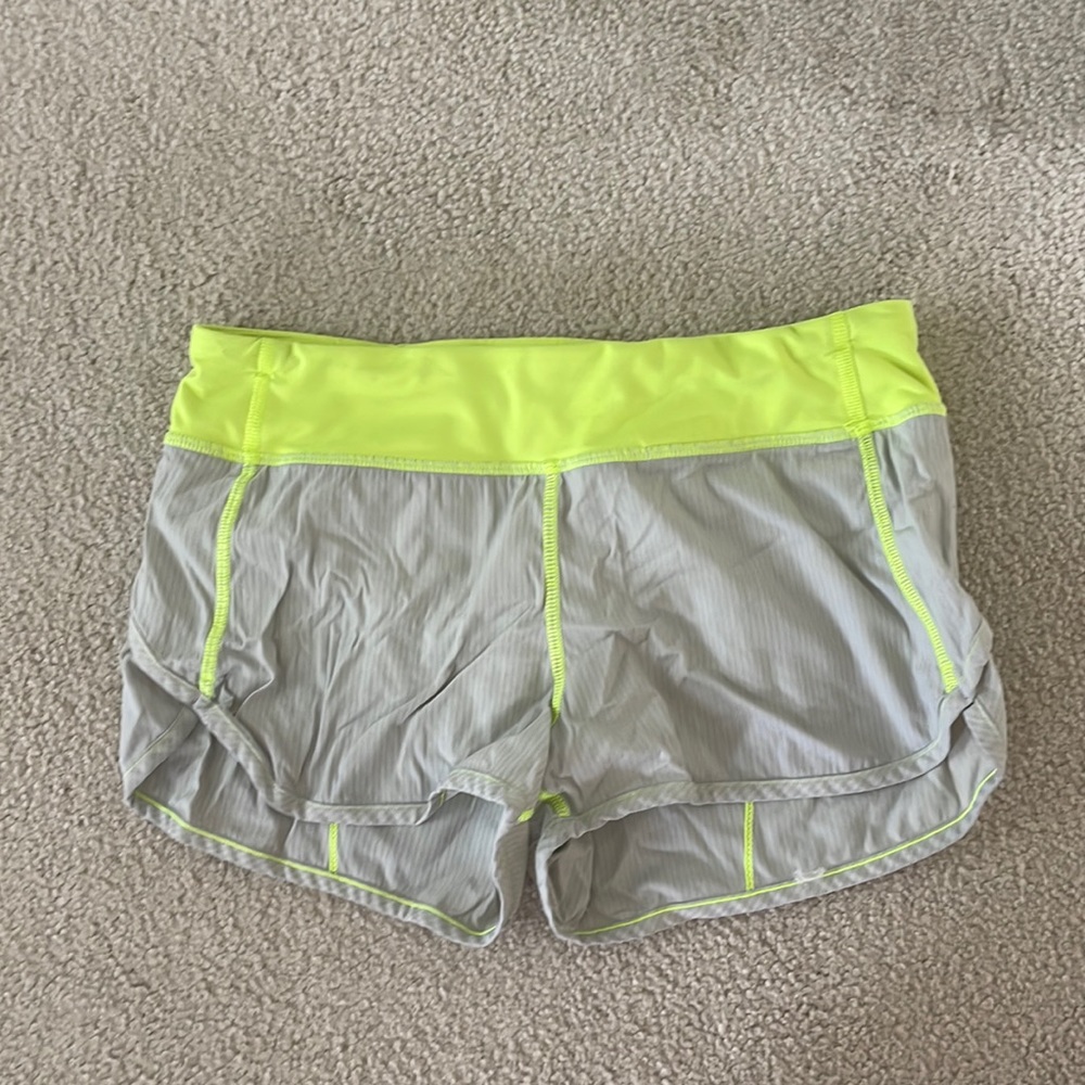 Ivivva Speed Up 2.5” Shorts